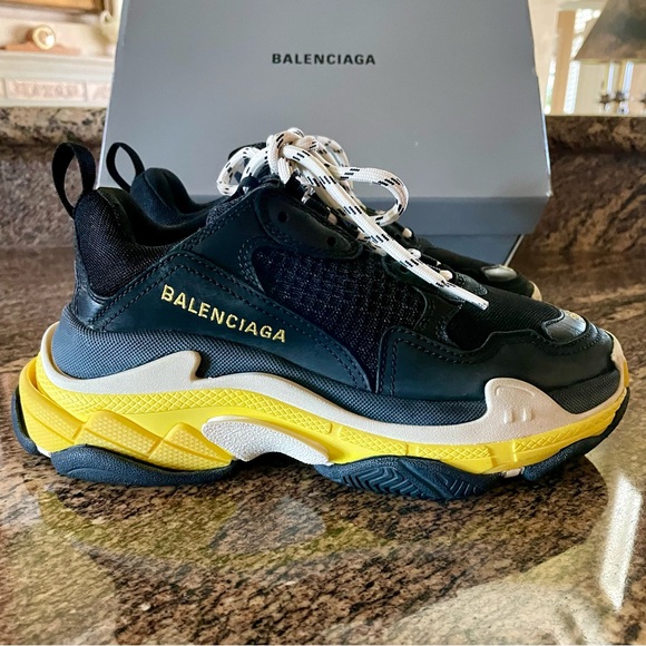 Balenciaga Triple S  Sneakers - Picture 1 of 10